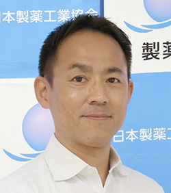 製薬協 コード・コンプライアンス推進委員会　松村 豪 実務委員長