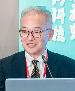 製薬協 医薬品評価委員会　中路 茂 委員長