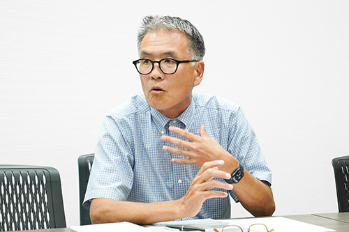 製品情報概要審査会 近藤委員長